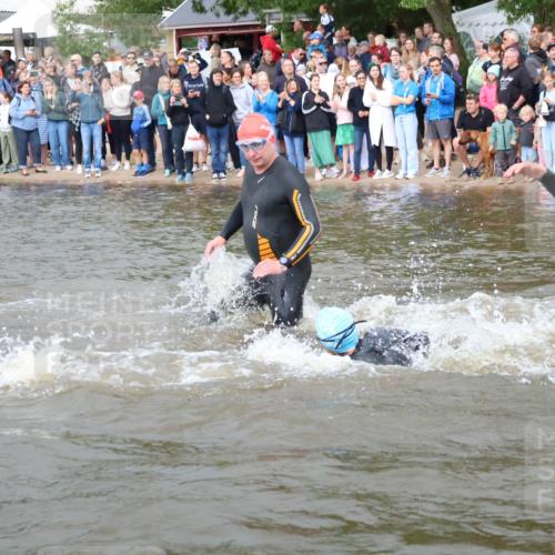 23.06.2024 - Viking Triathlon H.Heesch http://msf.ph/oto/6343120 23.06.2024 10:02:26 Schwimmen 5, 11, 117, 168, 394, 425, 491, 502, 524, 601, 628, 655 meine-sportfotos.de