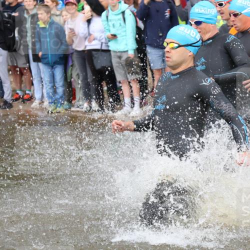 23.06.2024 - Viking Triathlon H.Heesch http://msf.ph/oto/6343171 23.06.2024 10:02:33 Schwimmen 5, 11, 62, 194, 218, 296, 312, 359, 361, 407, 416, 425, 488, 502, 517, 524, 549, 628 meine-sportfotos.de