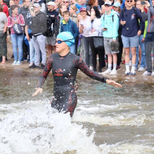 23.06.2024 - Viking Triathlon H.Heesch http://msf.ph/oto/6343189 23.06.2024 10:02:35 Schwimmen 62, 194, 218, 296, 312, 359, 361, 407, 416, 488, 517, 549 meine-sportfotos.de