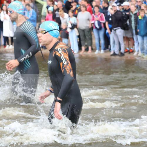 23.06.2024 - Viking Triathlon H.Heesch http://msf.ph/oto/6343228 23.06.2024 10:02:39 Schwimmen 62, 194, 218, 296, 312, 359, 360, 361, 389, 404, 407, 416, 427, 488, 517, 541, 549, 627 meine-sportfotos.de