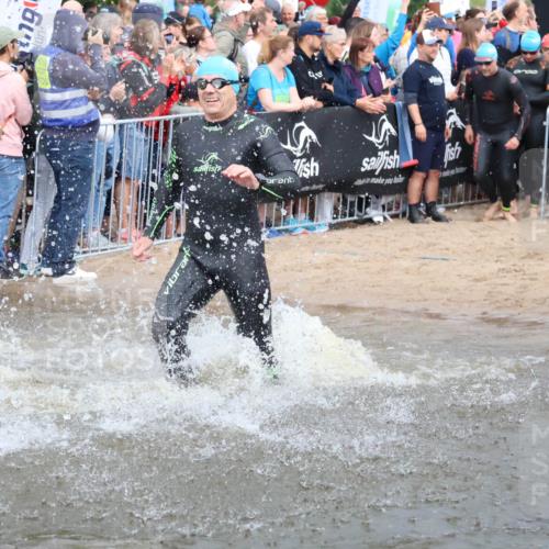 23.06.2024 - Viking Triathlon H.Heesch http://msf.ph/oto/6343335 23.06.2024 10:02:52 Schwimmen 33, 120, 129, 215, 225, 237, 238, 256, 280, 318, 328, 340, 349, 355, 372, 468, 496, 604 meine-sportfotos.de