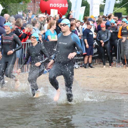 23.06.2024 - Viking Triathlon H.Heesch http://msf.ph/oto/6343386 23.06.2024 10:03:01 Schwimmen 48, 68, 86, 200, 212, 225, 237, 256, 266, 280, 328, 349, 412, 653 meine-sportfotos.de