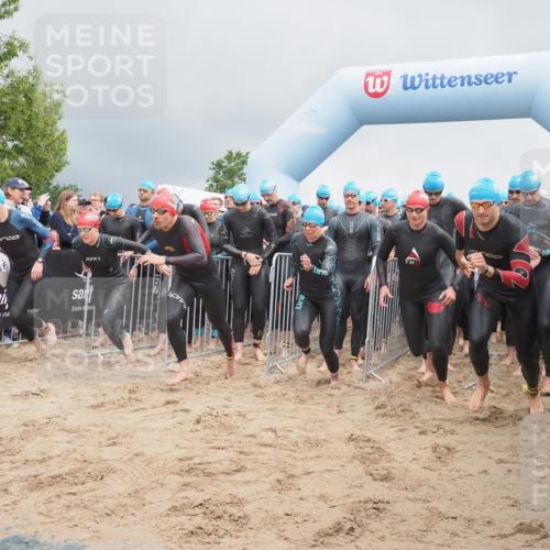 23.06.2024 - Viking Triathlon KatJ http://msf.ph/oto/6350714 23.06.2024 10:00:38 Schwimmen 3, 4, 10, 22, 30, 76, 106, 233, 293, 350, 470, 546, 620, 624, 638, 658, 661 meine-sportfotos.de