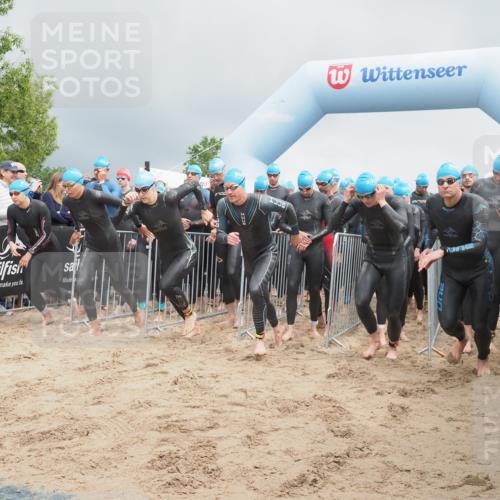 23.06.2024 - Viking Triathlon KatJ http://msf.ph/oto/6350725 23.06.2024 10:00:42 Schwimmen 4, 8, 13, 22, 76, 106, 144, 233, 246, 350, 470, 487, 516, 546, 620, 624, 638, 658 meine-sportfotos.de