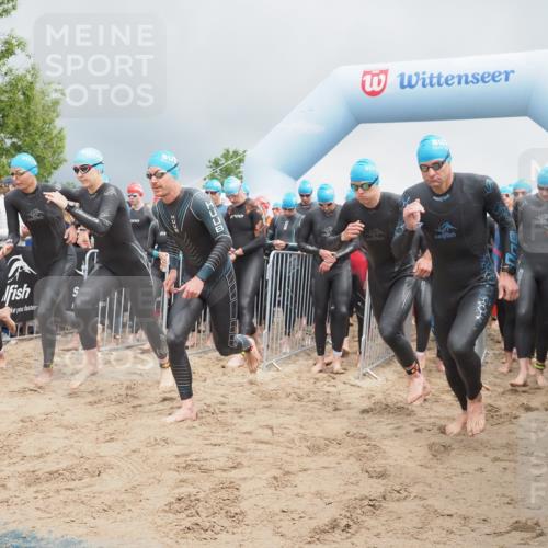 23.06.2024 - Viking Triathlon KatJ http://msf.ph/oto/6350728 23.06.2024 10:00:43 Schwimmen 4, 8, 13, 22, 76, 106, 144, 233, 246, 350, 470, 487, 516, 546, 620, 624, 638, 658 meine-sportfotos.de