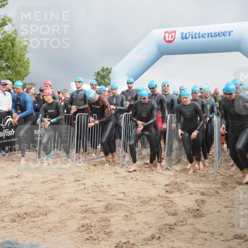 23.06.2024 - Viking Triathlon KatJ http://msf.ph/oto/6350736 23.06.2024 10:00:48 Schwimmen 8, 13, 14, 73, 108, 144, 246, 350, 377, 438, 470, 487, 516, 546, 616, 620, 624, 638 meine-sportfotos.de