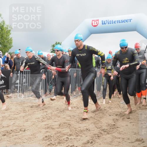23.06.2024 - Viking Triathlon KatJ http://msf.ph/oto/6350809 23.06.2024 10:01:13 Schwimmen 6, 20, 31, 51, 95, 97, 99, 101, 138, 203, 216, 292, 324, 408, 458, 499, 551, 656 meine-sportfotos.de