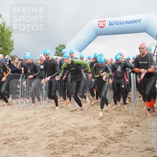 23.06.2024 - Viking Triathlon KatJ http://msf.ph/oto/6350820 23.06.2024 10:01:17 Schwimmen 31, 51, 97, 99, 101, 138, 183, 198, 216, 295, 306, 311, 324, 408, 458, 551, 656, 659 meine-sportfotos.de