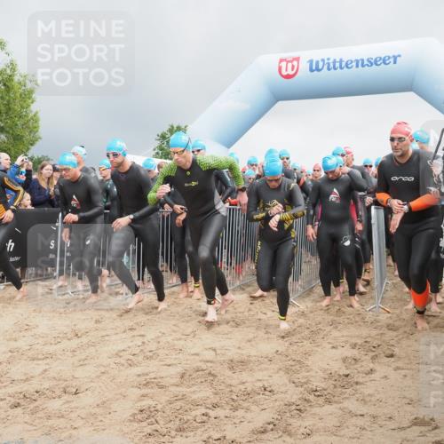 23.06.2024 - Viking Triathlon KatJ http://msf.ph/oto/6350821 23.06.2024 10:01:17 Schwimmen 31, 51, 97, 99, 101, 138, 183, 198, 216, 295, 306, 311, 324, 408, 458, 551, 656, 659 meine-sportfotos.de