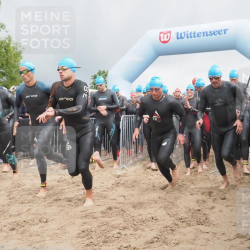 23.06.2024 - Viking Triathlon KatJ http://msf.ph/oto/6350839 23.06.2024 10:01:22 Schwimmen 26, 31, 101, 111, 138, 173, 183, 198, 231, 295, 302, 306, 311, 408, 458, 551, 619, 659 meine-sportfotos.de