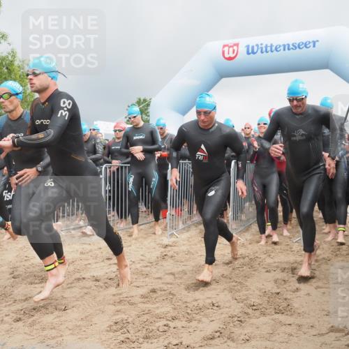 23.06.2024 - Viking Triathlon KatJ http://msf.ph/oto/6350840 23.06.2024 10:01:23 Schwimmen 26, 31, 101, 111, 138, 173, 183, 198, 231, 295, 302, 306, 311, 408, 458, 551, 619, 659 meine-sportfotos.de