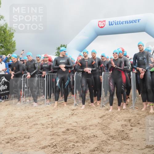 23.06.2024 - Viking Triathlon KatJ http://msf.ph/oto/6350846 23.06.2024 10:01:26 Schwimmen 26, 107, 111, 173, 178, 183, 198, 231, 242, 295, 302, 306, 311, 386, 453, 619, 659 meine-sportfotos.de