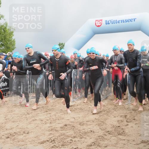 23.06.2024 - Viking Triathlon KatJ http://msf.ph/oto/6350851 23.06.2024 10:01:27 Schwimmen 26, 107, 111, 173, 178, 183, 198, 231, 242, 261, 295, 302, 306, 311, 386, 453, 619, 659 meine-sportfotos.de