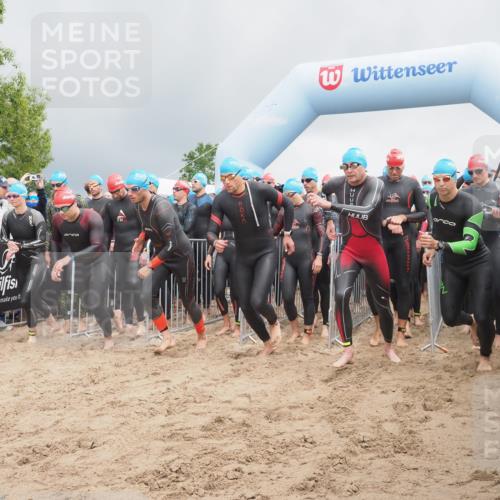 23.06.2024 - Viking Triathlon KatJ http://msf.ph/oto/6350860 23.06.2024 10:01:32 Schwimmen 12, 26, 104, 107, 111, 173, 178, 231, 242, 261, 302, 316, 386, 453, 486, 498, 619, 623 meine-sportfotos.de