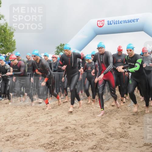 23.06.2024 - Viking Triathlon KatJ http://msf.ph/oto/6350861 23.06.2024 10:01:32 Schwimmen 12, 26, 104, 107, 111, 173, 178, 231, 242, 261, 302, 316, 386, 453, 486, 498, 619, 623 meine-sportfotos.de