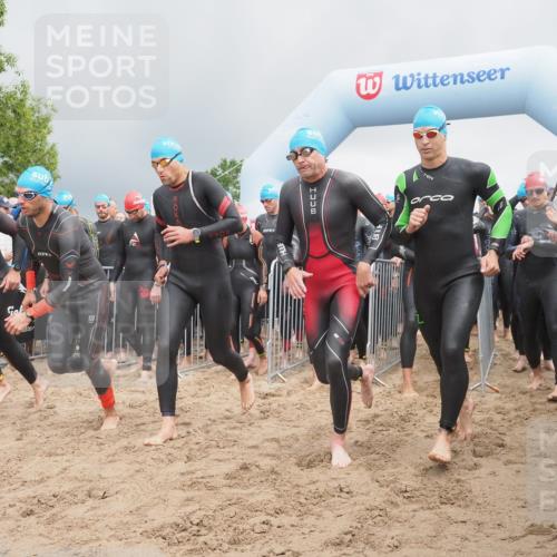 23.06.2024 - Viking Triathlon KatJ http://msf.ph/oto/6350864 23.06.2024 10:01:32 Schwimmen 12, 26, 104, 107, 111, 173, 178, 231, 242, 261, 302, 316, 386, 453, 486, 498, 619, 623 meine-sportfotos.de