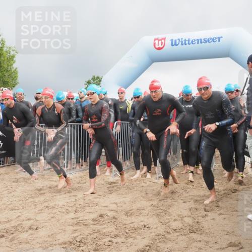 23.06.2024 - Viking Triathlon KatJ http://msf.ph/oto/6350874 23.06.2024 10:01:37 Schwimmen 12, 104, 107, 178, 242, 260, 261, 316, 363, 386, 453, 486, 498, 621, 623, 640, 654, 663 meine-sportfotos.de