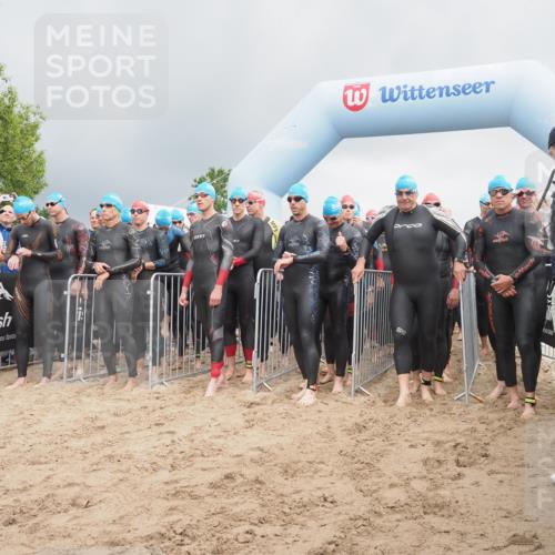 23.06.2024 - Viking Triathlon KatJ http://msf.ph/oto/6350880 23.06.2024 10:01:40 Schwimmen 12, 104, 260, 316, 363, 486, 498, 621, 623, 640, 654, 663 meine-sportfotos.de