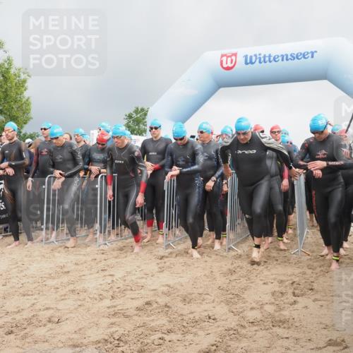 23.06.2024 - Viking Triathlon KatJ http://msf.ph/oto/6350885 23.06.2024 10:01:43 Schwimmen 12, 58, 104, 164, 245, 260, 276, 316, 363, 385, 454, 486, 498, 621, 623, 640, 654, 663 meine-sportfotos.de