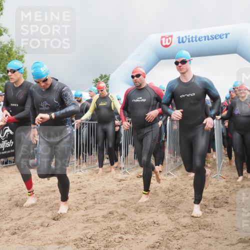 23.06.2024 - Viking Triathlon KatJ http://msf.ph/oto/6350904 23.06.2024 10:01:48 Schwimmen 58, 164, 186, 245, 260, 276, 291, 300, 319, 363, 385, 454, 605, 608, 621, 640, 654, 663 meine-sportfotos.de