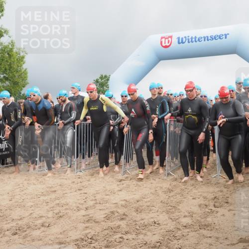 23.06.2024 - Viking Triathlon KatJ http://msf.ph/oto/6350914 23.06.2024 10:01:52 Schwimmen 58, 125, 164, 186, 245, 276, 291, 300, 319, 385, 454, 529, 605, 607, 608, 626, 660 meine-sportfotos.de