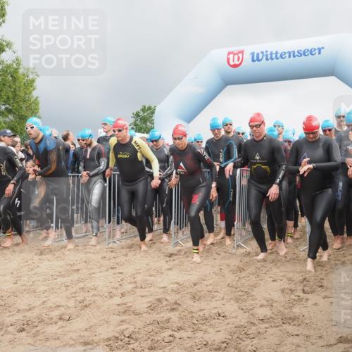 23.06.2024 - Viking Triathlon KatJ http://msf.ph/oto/6350916 23.06.2024 10:01:53 Schwimmen 58, 125, 164, 186, 245, 276, 291, 300, 319, 385, 454, 529, 605, 607, 608, 626, 657, 660 meine-sportfotos.de