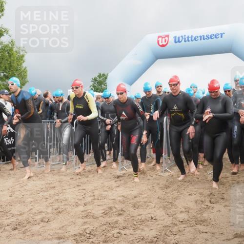 23.06.2024 - Viking Triathlon KatJ http://msf.ph/oto/6350917 23.06.2024 10:01:53 Schwimmen 58, 125, 164, 186, 245, 276, 291, 300, 319, 385, 454, 529, 605, 607, 608, 626, 657, 660 meine-sportfotos.de
