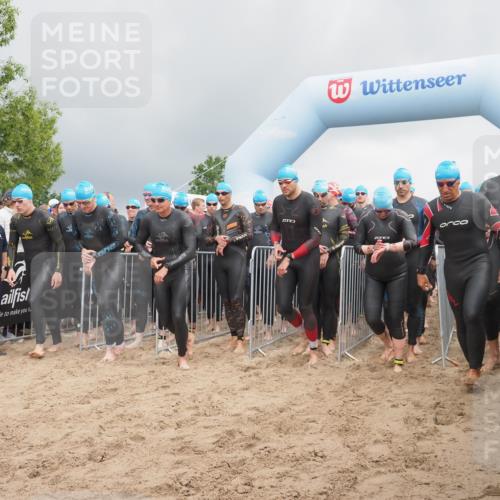 23.06.2024 - Viking Triathlon KatJ http://msf.ph/oto/6350941 23.06.2024 10:02:02 Schwimmen 61, 87, 125, 131, 136, 199, 254, 259, 327, 463, 477, 484, 529, 534, 607, 626, 657, 660 meine-sportfotos.de