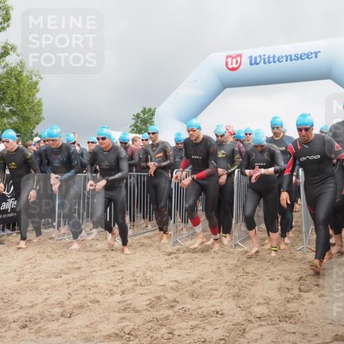 23.06.2024 - Viking Triathlon KatJ http://msf.ph/oto/6350942 23.06.2024 10:02:03 Schwimmen 61, 87, 125, 131, 136, 199, 254, 259, 327, 463, 477, 484, 529, 534, 607, 626, 657, 660 meine-sportfotos.de