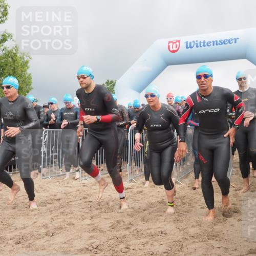 23.06.2024 - Viking Triathlon KatJ http://msf.ph/oto/6350948 23.06.2024 10:02:03 Schwimmen 61, 87, 125, 131, 136, 199, 254, 259, 327, 463, 477, 484, 529, 534, 607, 626, 657, 660 meine-sportfotos.de