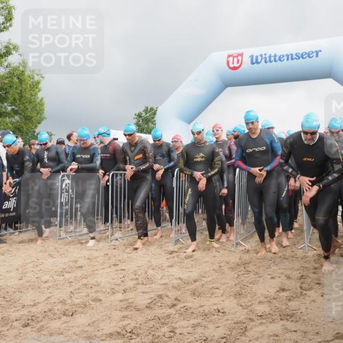 23.06.2024 - Viking Triathlon KatJ http://msf.ph/oto/6350953 23.06.2024 10:02:07 Schwimmen 61, 87, 118, 131, 136, 197, 199, 254, 259, 327, 434, 463, 477, 484, 503, 520, 534, 544 meine-sportfotos.de