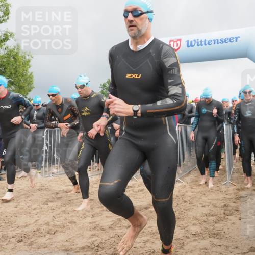 23.06.2024 - Viking Triathlon KatJ http://msf.ph/oto/6350960 23.06.2024 10:02:08 Schwimmen 61, 87, 118, 131, 136, 197, 199, 254, 259, 327, 434, 463, 477, 484, 503, 520, 534, 544 meine-sportfotos.de