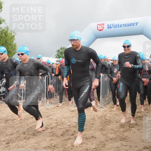 23.06.2024 - Viking Triathlon KatJ http://msf.ph/oto/6350976 23.06.2024 10:02:13 Schwimmen 34, 42, 87, 118, 131, 160, 197, 199, 226, 326, 434, 463, 477, 485, 503, 520, 534, 544 meine-sportfotos.de