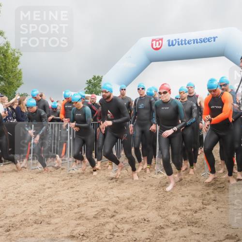 23.06.2024 - Viking Triathlon KatJ http://msf.ph/oto/6351000 23.06.2024 10:02:23 Schwimmen 5, 11, 34, 42, 117, 160, 168, 226, 326, 394, 425, 485, 491, 502, 524, 601, 628, 655 meine-sportfotos.de