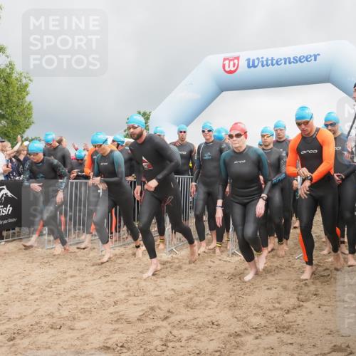23.06.2024 - Viking Triathlon KatJ http://msf.ph/oto/6351001 23.06.2024 10:02:23 Schwimmen 5, 11, 34, 42, 117, 160, 168, 226, 326, 394, 425, 485, 491, 502, 524, 601, 628, 655 meine-sportfotos.de