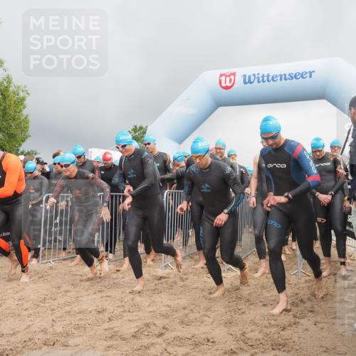 23.06.2024 - Viking Triathlon KatJ http://msf.ph/oto/6351012 23.06.2024 10:02:29 Schwimmen 5, 11, 117, 168, 296, 359, 394, 407, 416, 425, 488, 491, 502, 517, 524, 601, 628, 655 meine-sportfotos.de