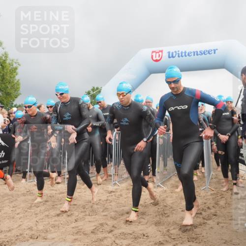 23.06.2024 - Viking Triathlon KatJ http://msf.ph/oto/6351014 23.06.2024 10:02:29 Schwimmen 5, 11, 117, 168, 296, 359, 394, 407, 416, 425, 488, 491, 502, 517, 524, 601, 628, 655 meine-sportfotos.de