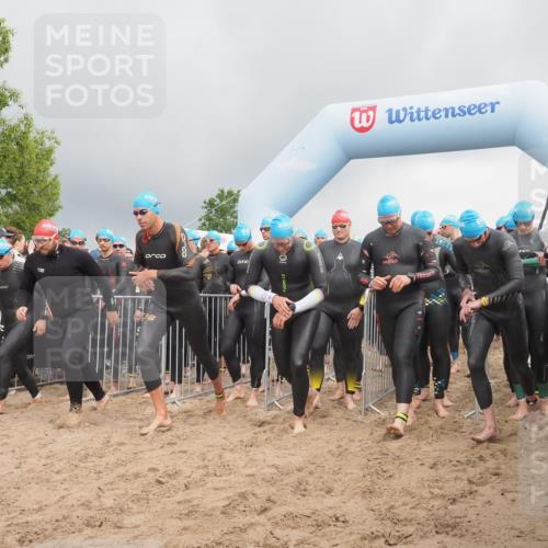 23.06.2024 - Viking Triathlon KatJ http://msf.ph/oto/6351037 23.06.2024 10:02:38 Schwimmen 62, 194, 218, 296, 312, 359, 360, 361, 389, 404, 407, 416, 427, 488, 517, 541, 549, 627 meine-sportfotos.de