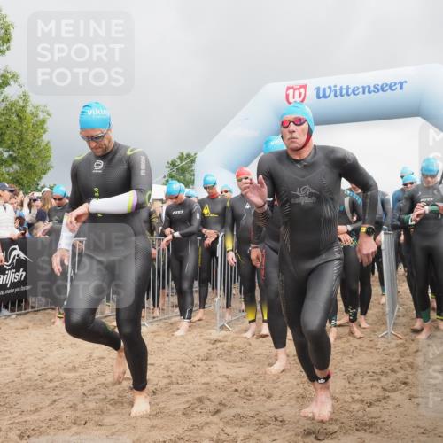 23.06.2024 - Viking Triathlon KatJ http://msf.ph/oto/6351044 23.06.2024 10:02:39 Schwimmen 62, 194, 218, 296, 312, 359, 360, 361, 389, 404, 407, 416, 427, 488, 517, 541, 549, 627 meine-sportfotos.de