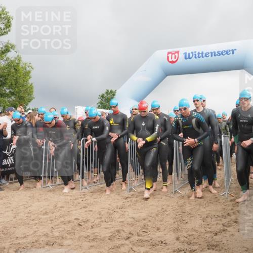 23.06.2024 - Viking Triathlon KatJ http://msf.ph/oto/6351048 23.06.2024 10:02:42 Schwimmen 62, 129, 194, 215, 218, 238, 312, 340, 360, 361, 372, 389, 404, 427, 541, 549, 604, 627 meine-sportfotos.de