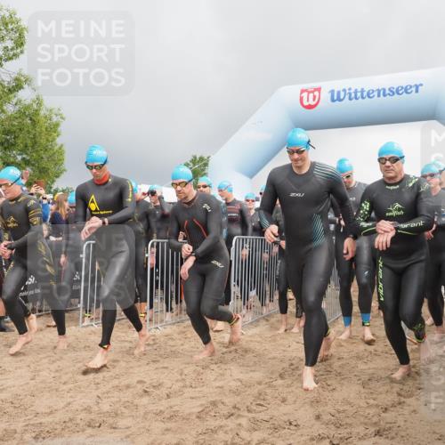 23.06.2024 - Viking Triathlon KatJ http://msf.ph/oto/6351078 23.06.2024 10:02:48 Schwimmen 33, 120, 129, 215, 238, 318, 340, 355, 360, 372, 389, 404, 427, 468, 496, 541, 604, 627 meine-sportfotos.de