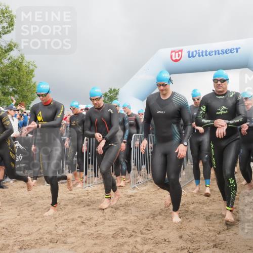 23.06.2024 - Viking Triathlon KatJ http://msf.ph/oto/6351080 23.06.2024 10:02:48 Schwimmen 33, 120, 129, 215, 238, 318, 340, 355, 360, 372, 389, 404, 427, 468, 496, 541, 604, 627 meine-sportfotos.de
