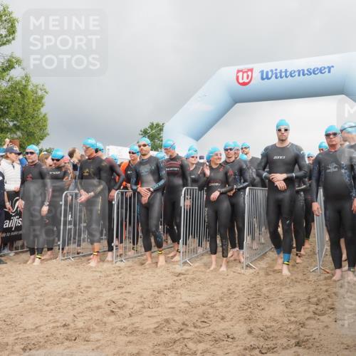 23.06.2024 - Viking Triathlon KatJ http://msf.ph/oto/6351096 23.06.2024 10:02:51 Schwimmen 33, 120, 129, 215, 238, 318, 328, 340, 355, 372, 468, 496, 604 meine-sportfotos.de