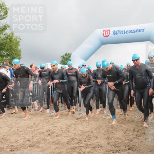 23.06.2024 - Viking Triathlon KatJ http://msf.ph/oto/6351107 23.06.2024 10:02:52 Schwimmen 33, 120, 129, 215, 225, 237, 238, 256, 280, 318, 328, 340, 349, 355, 372, 468, 496, 604 meine-sportfotos.de
