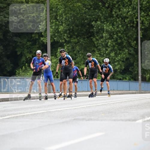 30.06.2024 - hella hamburg halbmarathon Dr. Thomas Lammeyer http://msf.ph/oto/6399118 30.06.2024 08:51:44 Kennedybrücke  meine-sportfotos.de