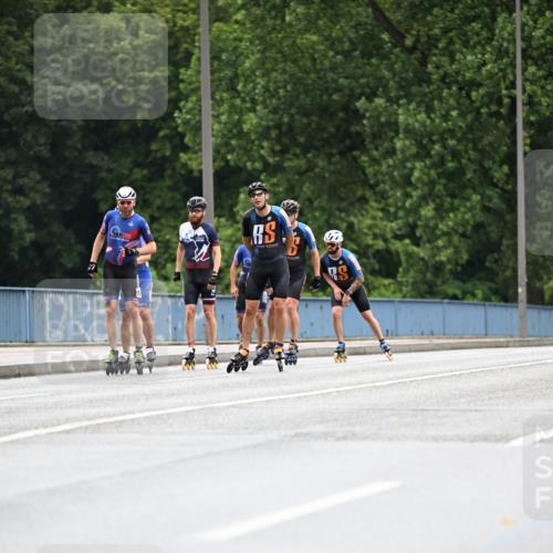 30.06.2024 - hella hamburg halbmarathon Dr. Thomas Lammeyer http://msf.ph/oto/6399145 30.06.2024 08:51:45 Kennedybrücke  meine-sportfotos.de