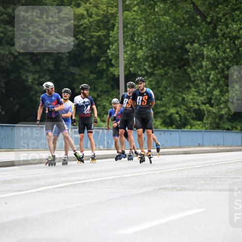 30.06.2024 - hella hamburg halbmarathon Dr. Thomas Lammeyer http://msf.ph/oto/6399170 30.06.2024 08:51:45 Kennedybrücke  meine-sportfotos.de