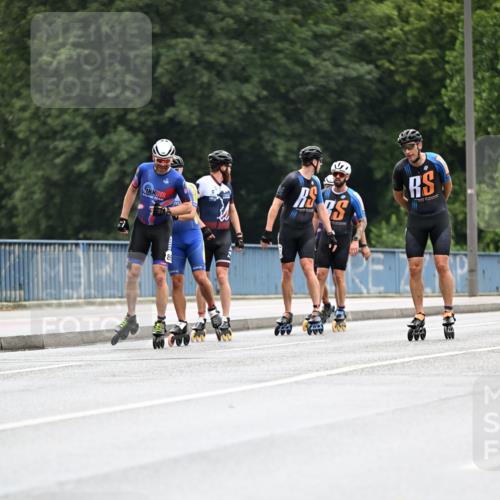 30.06.2024 - hella hamburg halbmarathon Dr. Thomas Lammeyer http://msf.ph/oto/6399240 30.06.2024 08:51:46 Kennedybrücke  meine-sportfotos.de