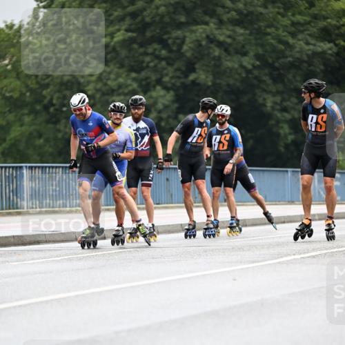 30.06.2024 - hella hamburg halbmarathon Dr. Thomas Lammeyer http://msf.ph/oto/6399282 30.06.2024 08:51:47 Kennedybrücke  meine-sportfotos.de