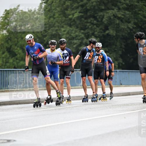 30.06.2024 - hella hamburg halbmarathon Dr. Thomas Lammeyer http://msf.ph/oto/6399299 30.06.2024 08:51:47 Kennedybrücke  meine-sportfotos.de